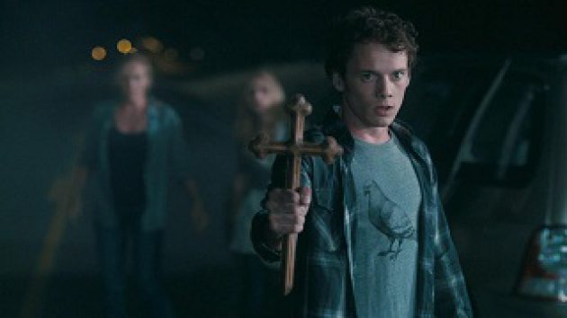 รีวิว Fright Night (2011) คืนนี้ผีมาตามนัด