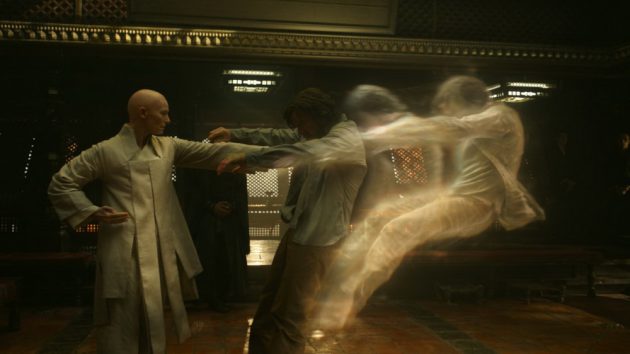 รีวิว Doctor Strange (2016) จอมเวทย์มหากาฬ (ตอนจบ)